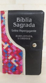 Bíblia ARC Letra Hiper Gigante Índice Botão com Harpa